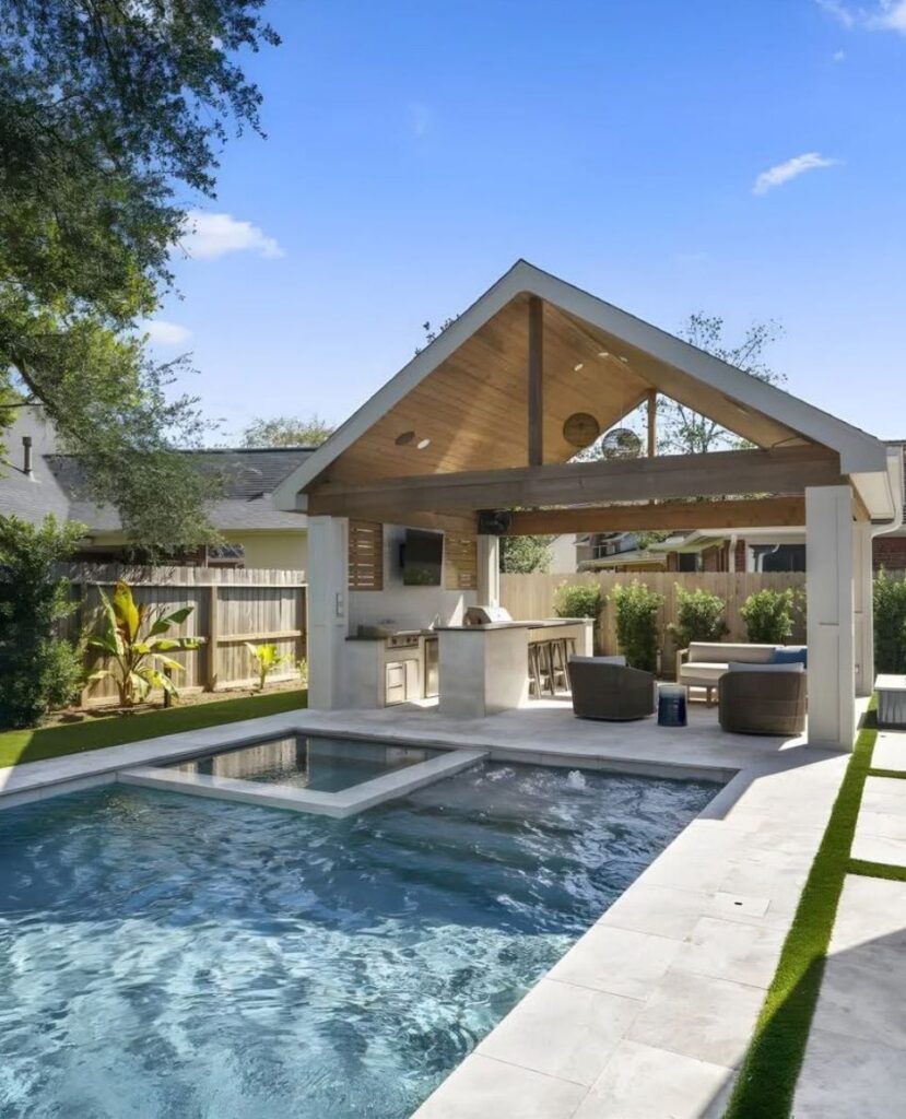 Modern Luxury Swimming Pool Design